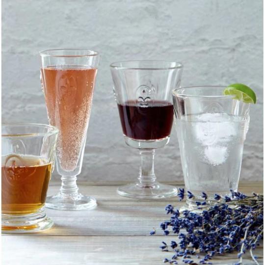 liliovy set pohar s nozickou pohar na vino luxusny kristal vila elegantny mediteransky erbovy vintage sklenene pohar la rochere lameridiana obchod s nabytkom.jpg